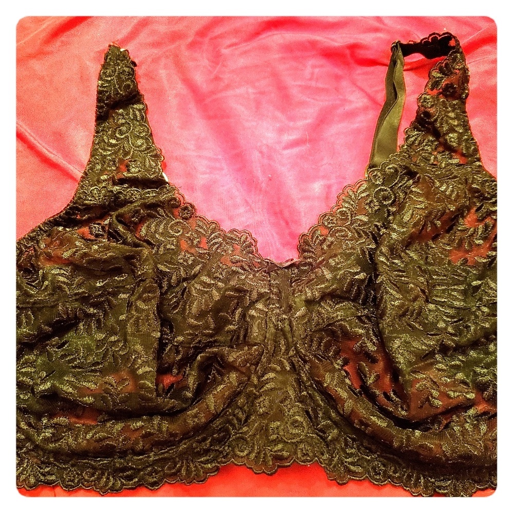 Black lace underwire Bra
